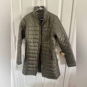 Ladies Patagonia Radalie insulated Coat.